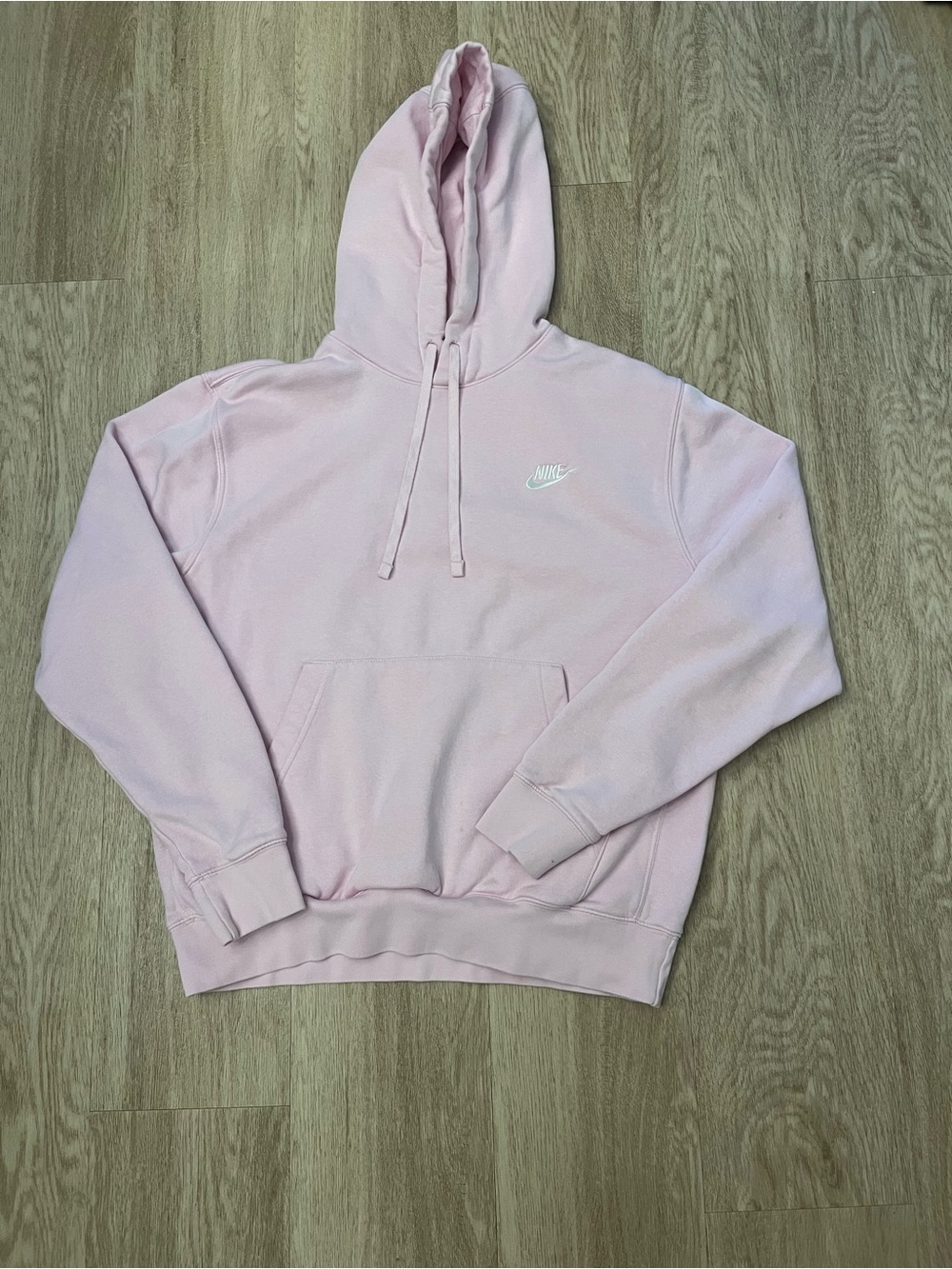 nike sweatshirt